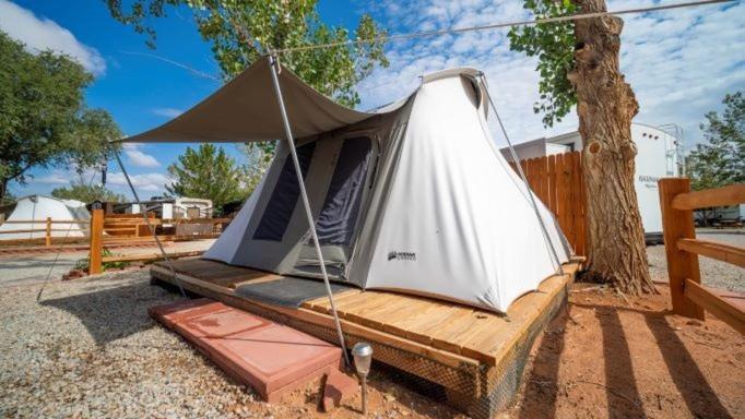 Funstays Glamping Setup Tent In Rv Park #2 Ok-T2 Моуаб Екстериор снимка